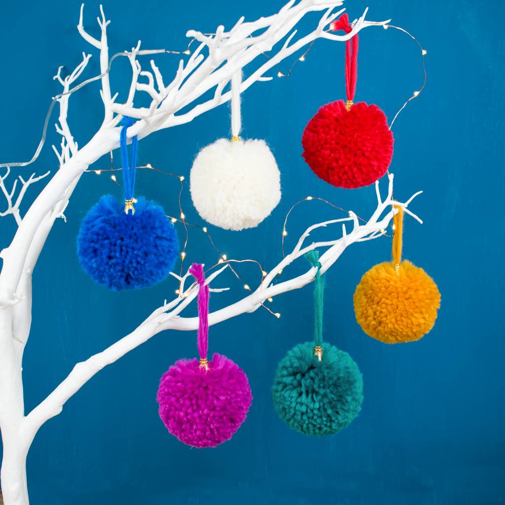 original_pom-pom-christmas-tree-decoration-set